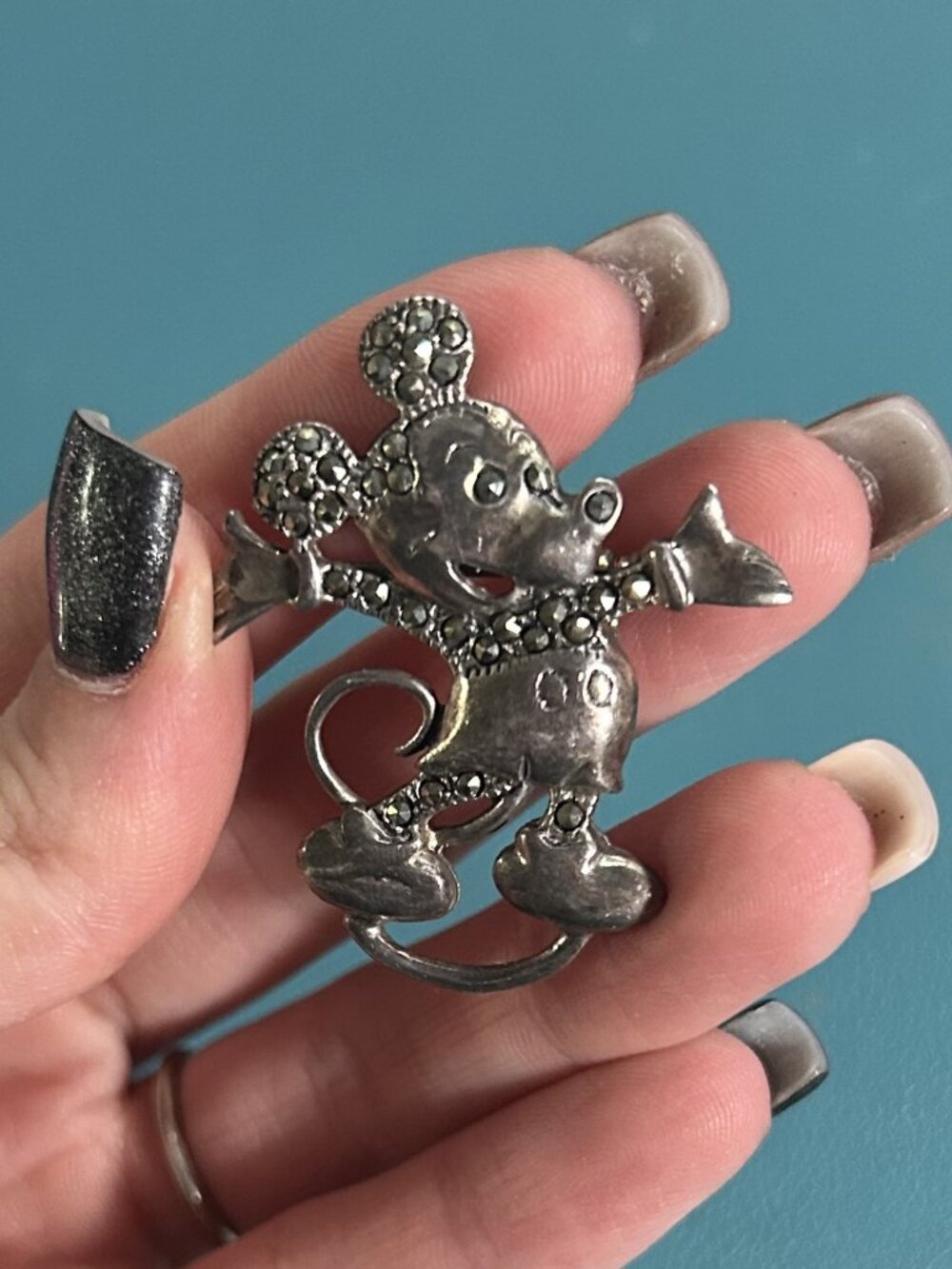 Vintage 925 Sterling Silver Marcasite Mickey Mouse Brooch Pin